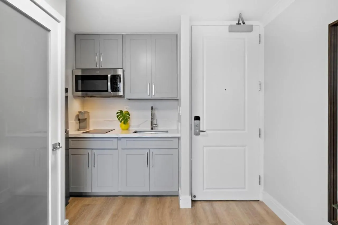 Chic Boutique Hotel And Upgraded Rg Honolulu Apartment