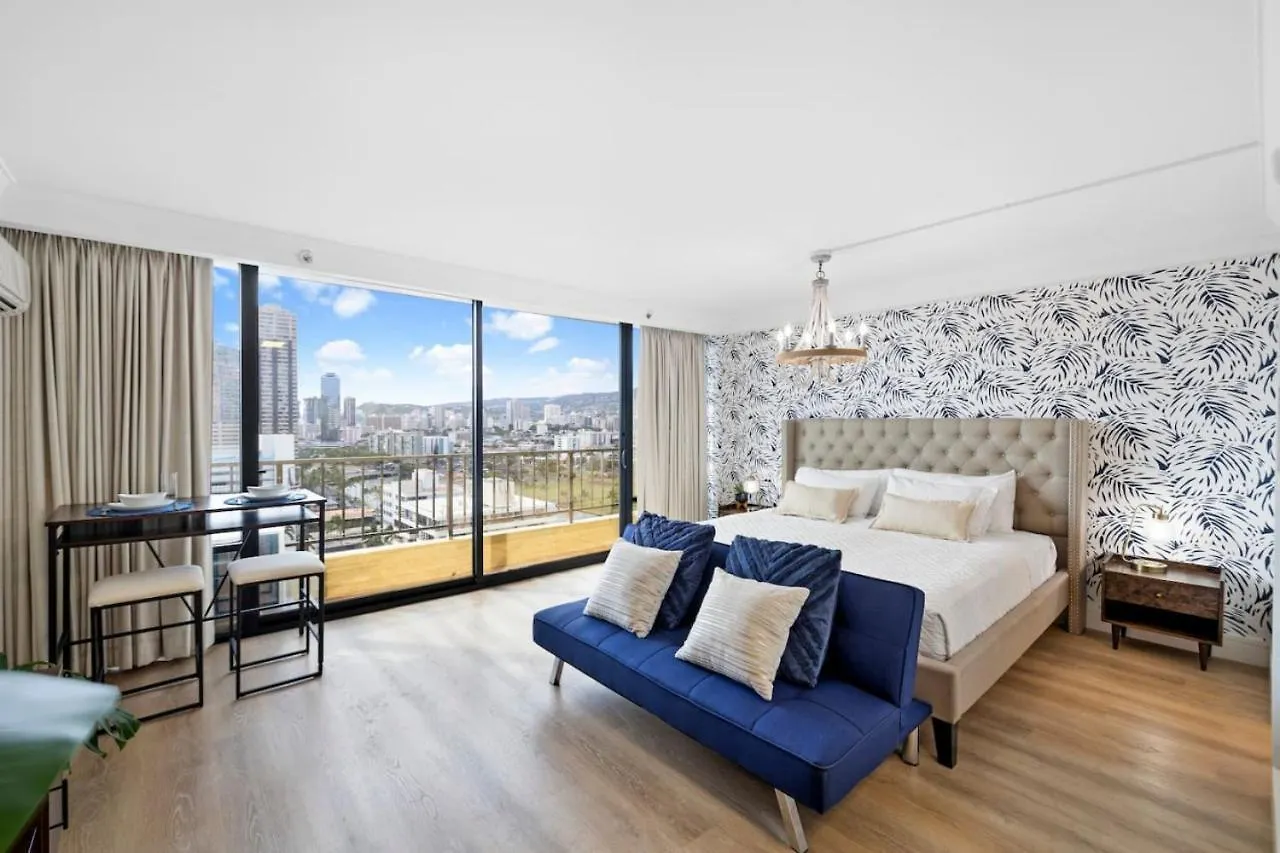 Chic Boutique Hotel And Upgraded Rg Honolulu